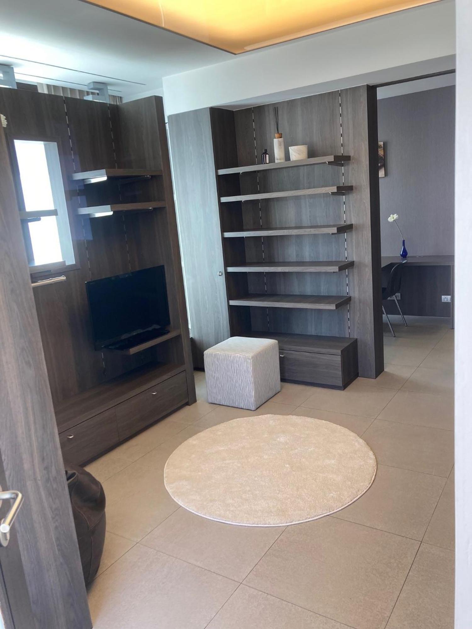 Boniche 1 Bedroom 1 Slaapkamer Appartamento Bruges